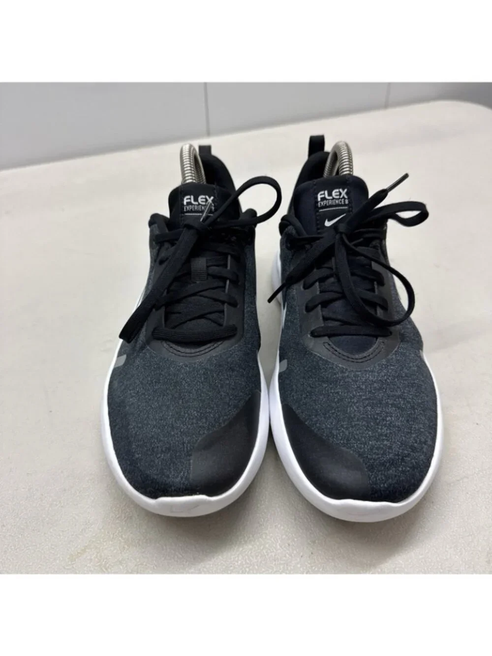 Nike Womens Flex Experience RN 8 AJ5908-013 Gray Black Running Shoes Size 8.5
